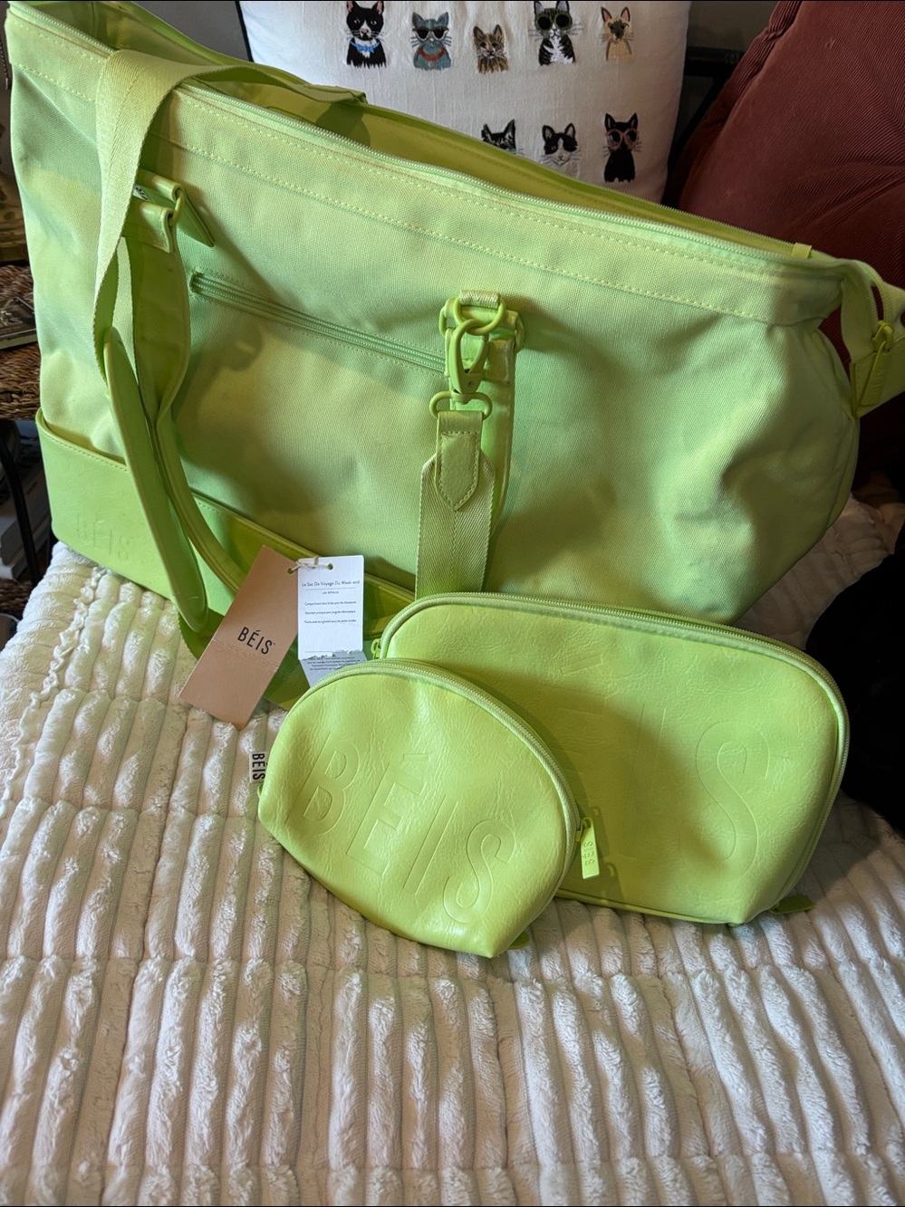 ✨✨Beis✨✨Lime Green Large Weekender Tote Bag with matching toiletry & make up bag